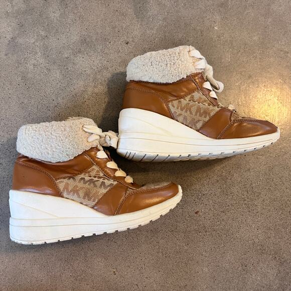 Michael Kors signature Tahoe brown wedge boots toddler girls 13 shoes outdoor - Picture 2 of 8